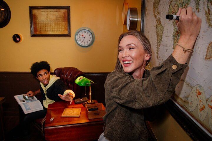 Chattanooga "The Inheritance Mystery Room" Escape Room Admission Ticket - Photo 1 of 12